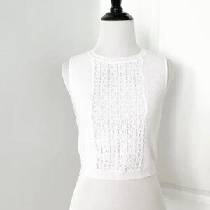 Club Monaco White Eyelet Lace Trim Cropped Knit Top Size M NWT! MSRP. $1…